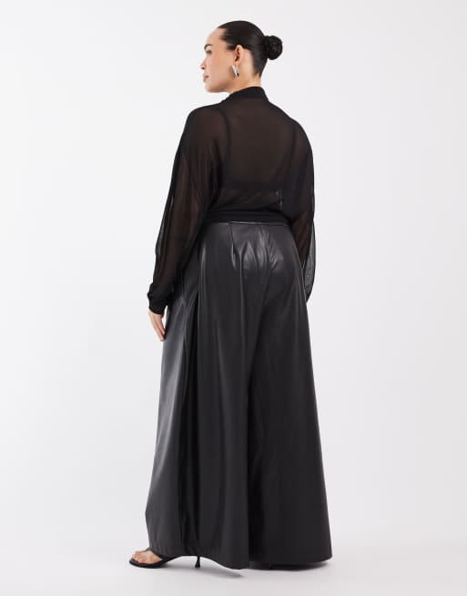 ASOS DESIGN Curve Tailored Hose in Lederoptik, extra weit, in Schwarz, 5 von 5