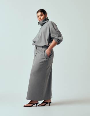 Tailored 4