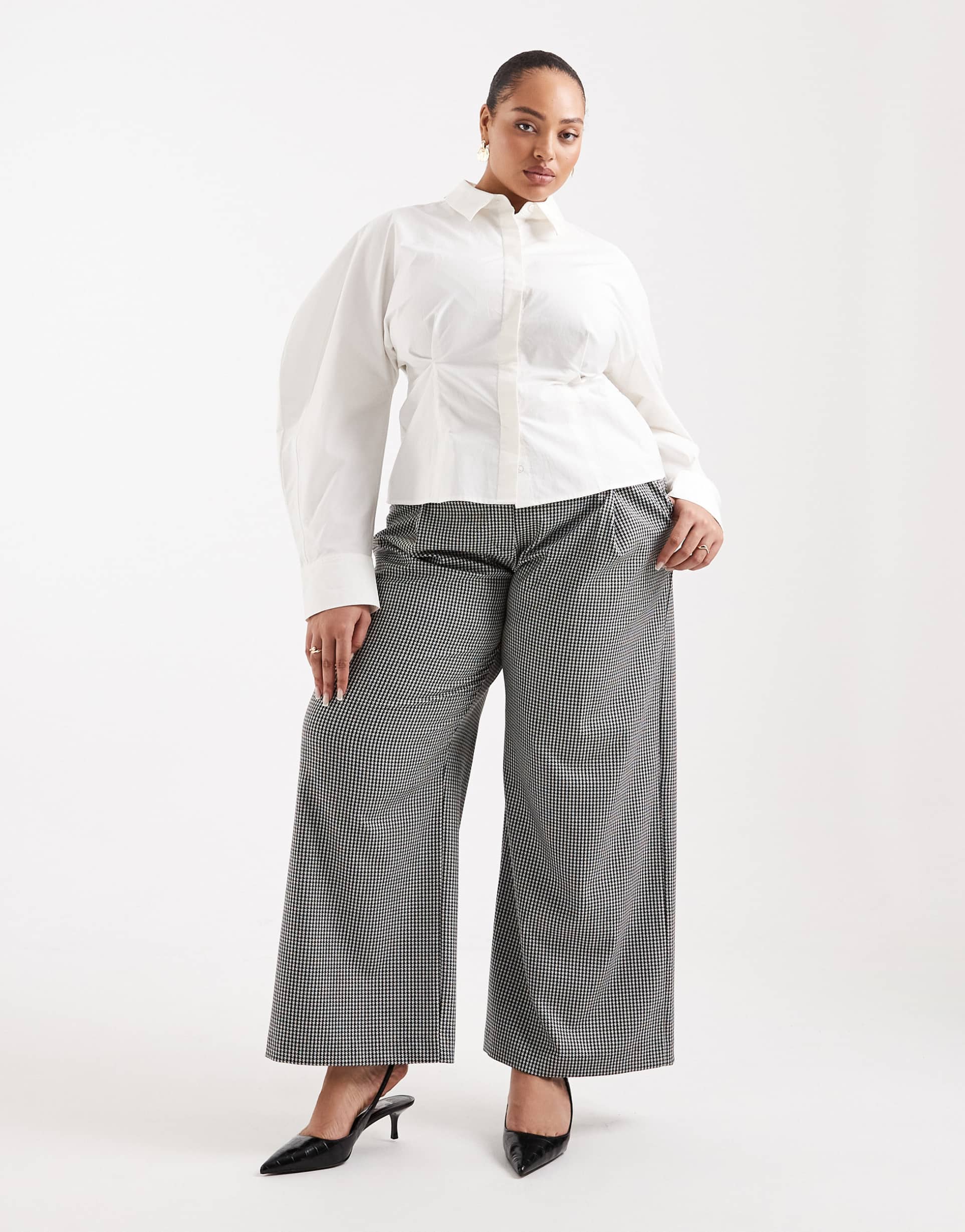 asos design curve tailored relaxed menswear inspired pants in houndstooth