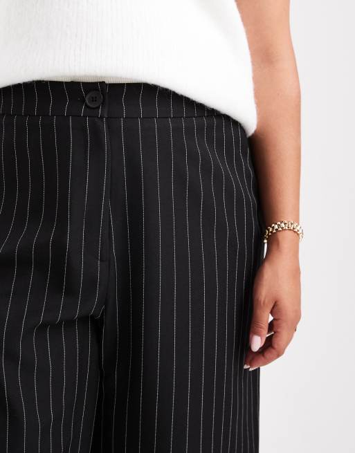ASOS DESIGN Curve tailored relaxed straight leg pants in black pinstripe, 4 of 5