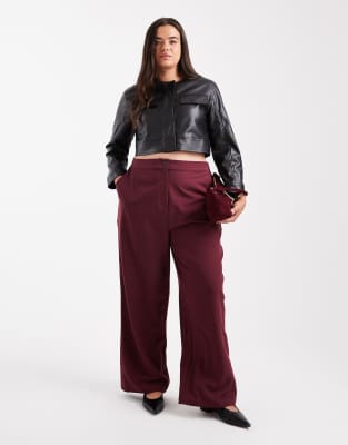 ASOS DESIGN ASOS DESIGN Curve tailored relaxed straight leg trousers dark cherry