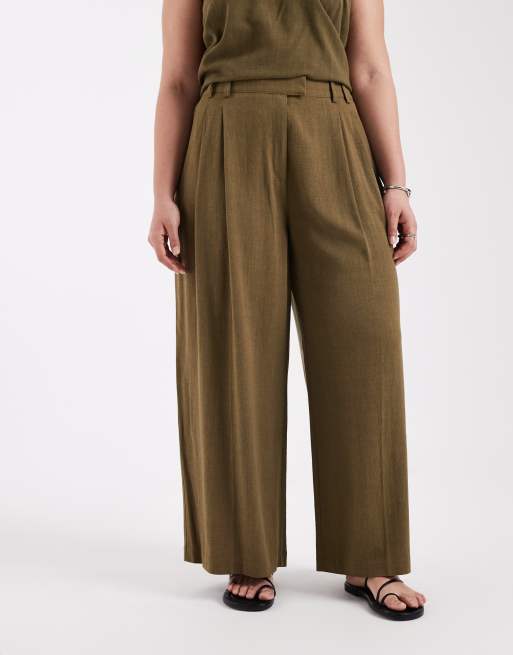 ASOS DESIGN Curve Tailored relaxed trousers in khaki - DGREEN, 2 of 5