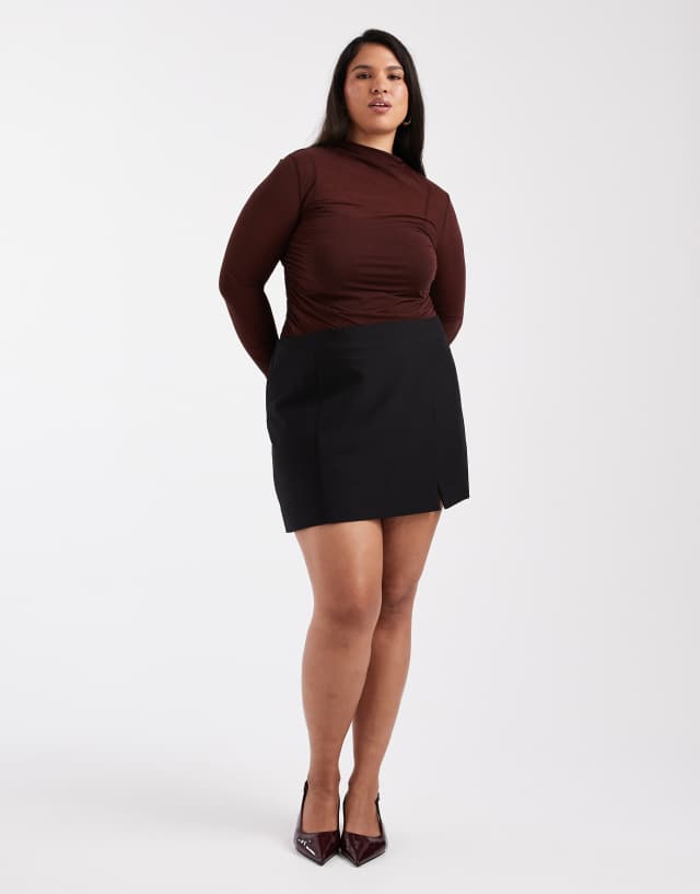 ASOS DESIGN Curve tailored split mini skirt in black