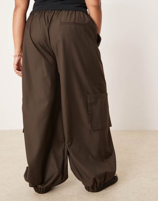 ASOS DESIGN Curve tailored straight leg pants with cuff and utility pocket detail in chocolate, 4 of 5