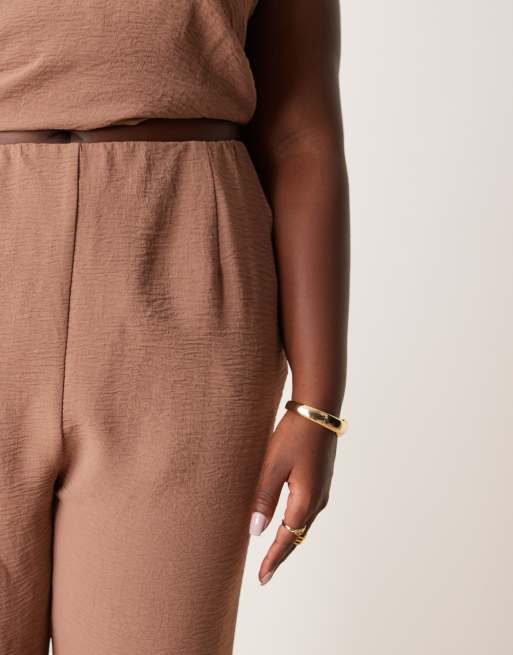 ASOS DESIGN Curve tailored straight leg trousers co-ord in mocha, 4 of 5