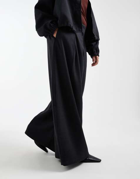 ASOS DESIGN Curve tailored super wide leg pants in charcoal - view 1