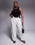 [ASOS DESIGN] ASOS DESIGN Curve tailored textured barrel leg pants with belt in cream-Neutral 24 Cream