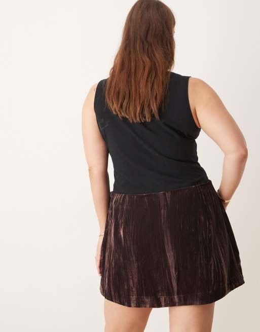 ASOS DESIGN Curve tailored velvet skort in chocolate - part of a set, 4 of 5