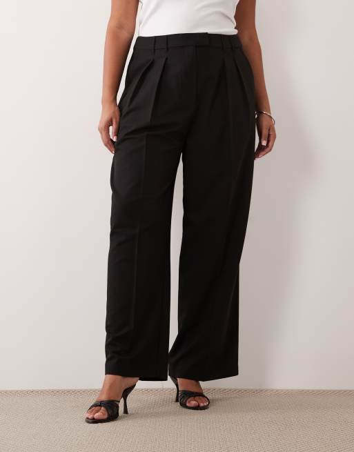ASOS DESIGN Curve tailored wide leg pants with pleat detail in black, 2 of 5