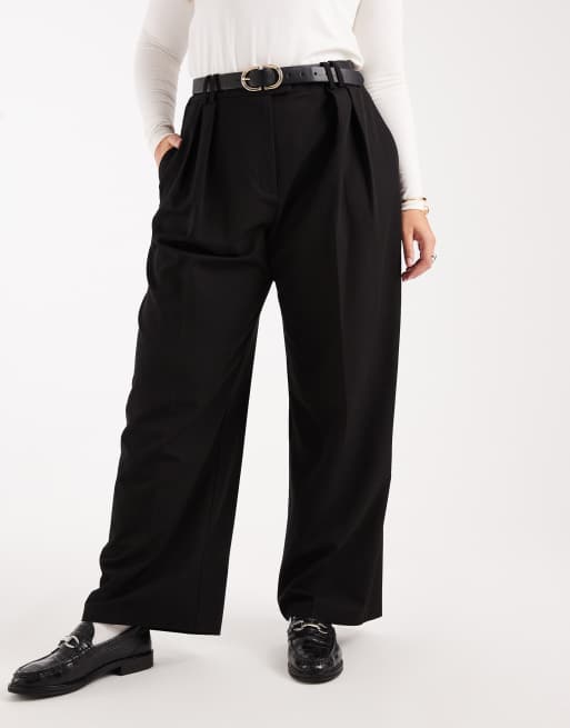 ASOS DESIGN Curve tailored wide leg trousers with pleat detail in black, 2 of 5