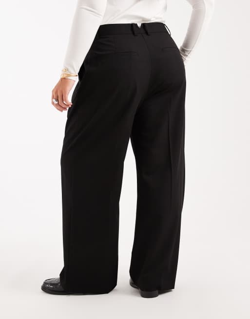 ASOS DESIGN Curve tailored wide leg trousers with pleat detail in black, 5 of 5