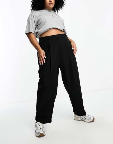 ASOS DESIGN Curve tapered tailored trouser with turn up hem in black - view 1