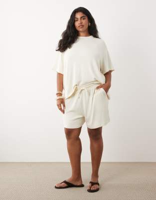 Asos Curve Asos Design Curve Textured Knit Runner Shorts In White