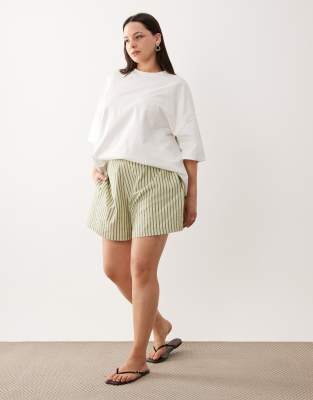 Asos Curve Asos Design Curve Textured Pull On Flippy Shorts In Green