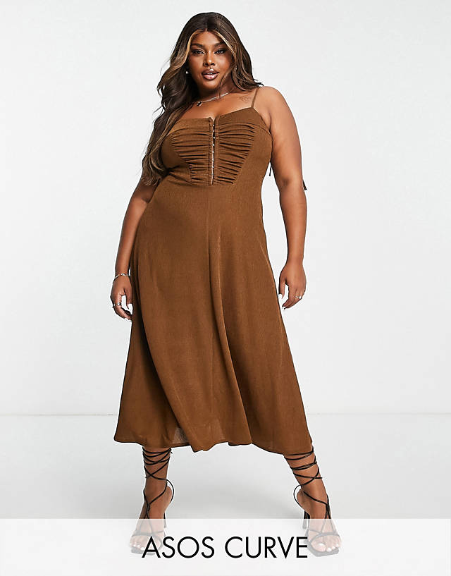 ASOS Curve - ASOS DESIGN Curve textured strappy midi tea dress with hook and eye detail in chocolate