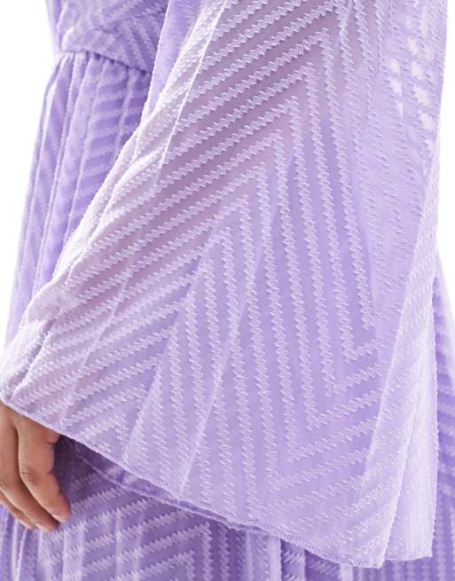 ASOS DESIGN Curve tie back fluted sleeve pleated chevron chiffon midi dress in lilac, 3 of 4