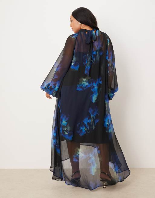 ASOS DESIGN Curve tie neck maxi smock dress with high low hem in blue floral, 4 of 4