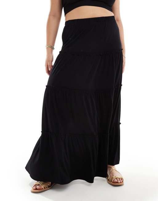 ASOS DESIGN Curve tiered maxi skirt in black, 5 of 5