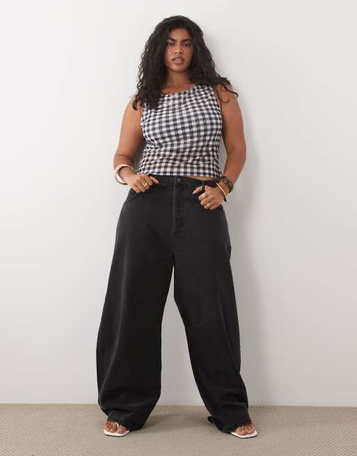 ASOS DESIGN Curve - Top a cuadros vichy negros sin mangas de malla transparente, 2 de 4