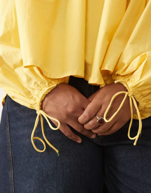 ASOS DESIGN Curve top a maniche lunghe con dettaglio arricciato giallo, 4 di 4