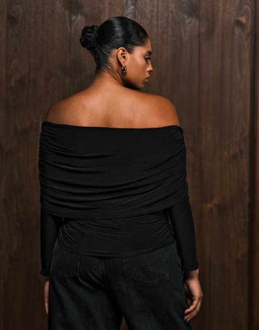 ASOS DESIGN Curve - Top a maniche lunghe nero sinuoso con drappeggio e scollo alla Bardot, 4 di 4