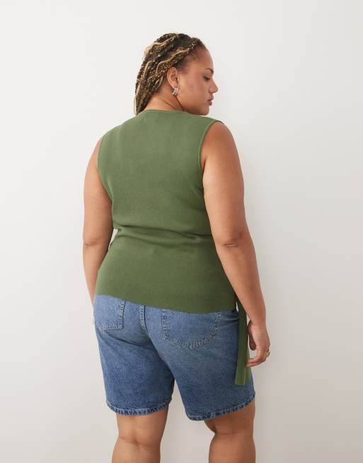 ASOS DESIGN Curve top asymétrique drapé kaki, 4 de 4