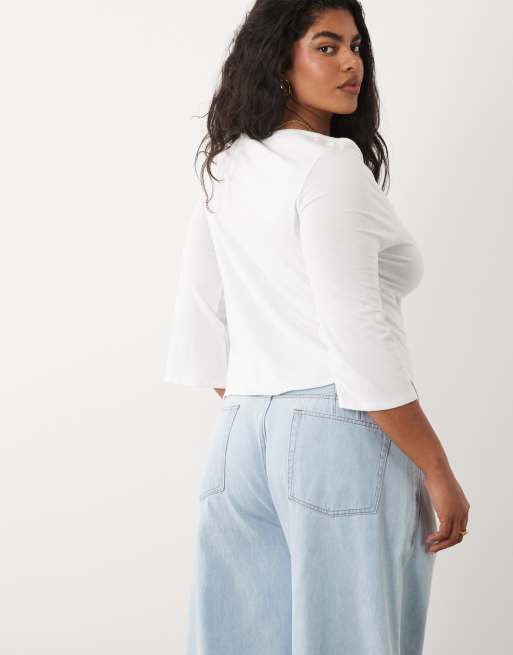 ASOS DESIGN Curve top bianco con maniche a 3/4 e scollo a barchetta, 2 di 4