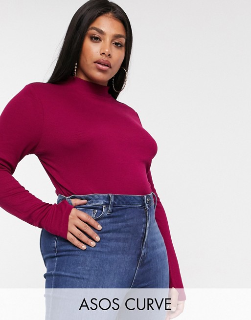 ASOS DESIGN Curve top in rib with thumb hole in wine