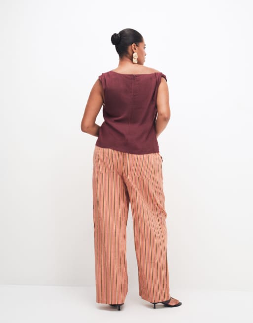 ASOS DESIGN Curve - Top met gedraaide schouder in bordeauxrood, 4 van 8