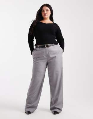 ASOS DESIGN Curve - Top structuré en maille avec col V - Noir L