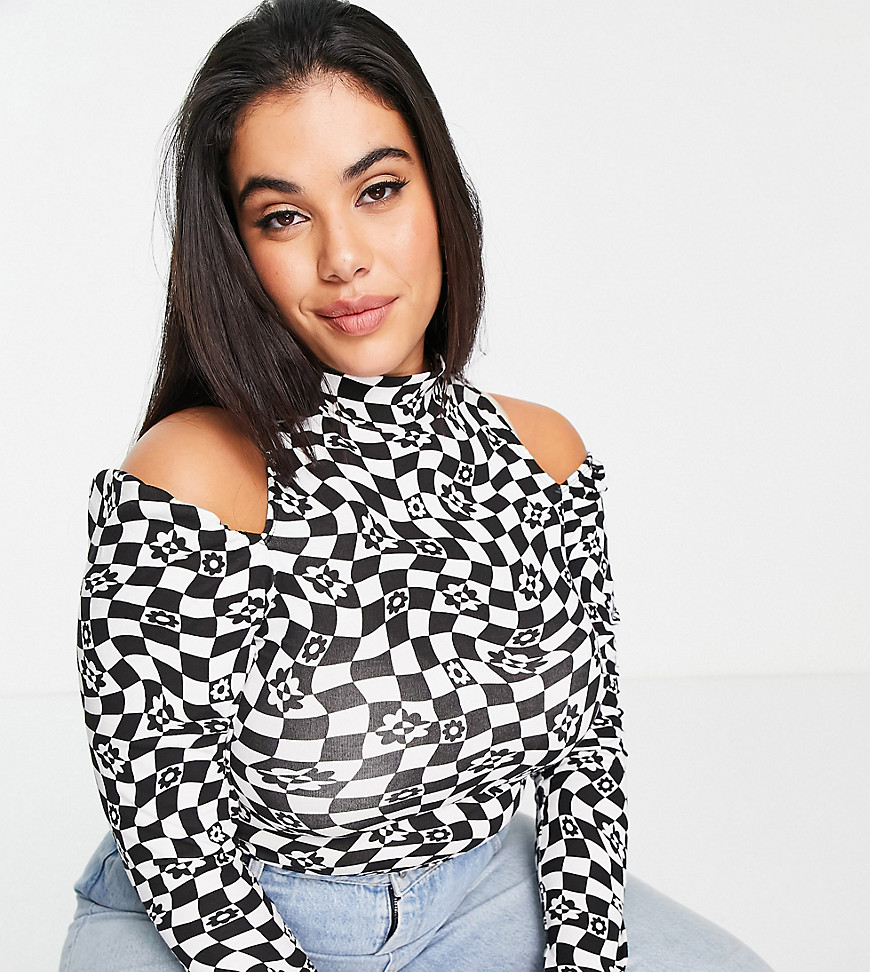 Plus-size top by ASOS DESIGN As seen on one of our ASOS models Checkerboard design High neck Cut-out shoulder panels Long sleeves Slim fit