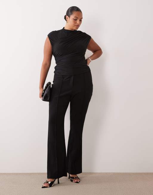 ASOS DESIGN Curve topp med slinky, rynkad draperingsdetalj i svart, 3 av 4