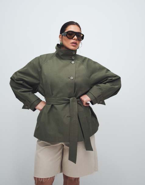 ASOS DESIGN Curve – Trenchcoat in Khaki mit Bindegürtel und Stehkragen - view 1