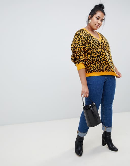 ASOS DESIGN – Curve – Tröja med v-ringning och djurmönster, 4 av 4