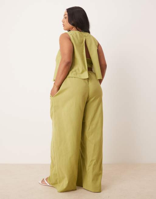 ASOS DESIGN Curve - Tuta jumpsuit a doppio strato kaki con schiena scoperta, 2 di 4