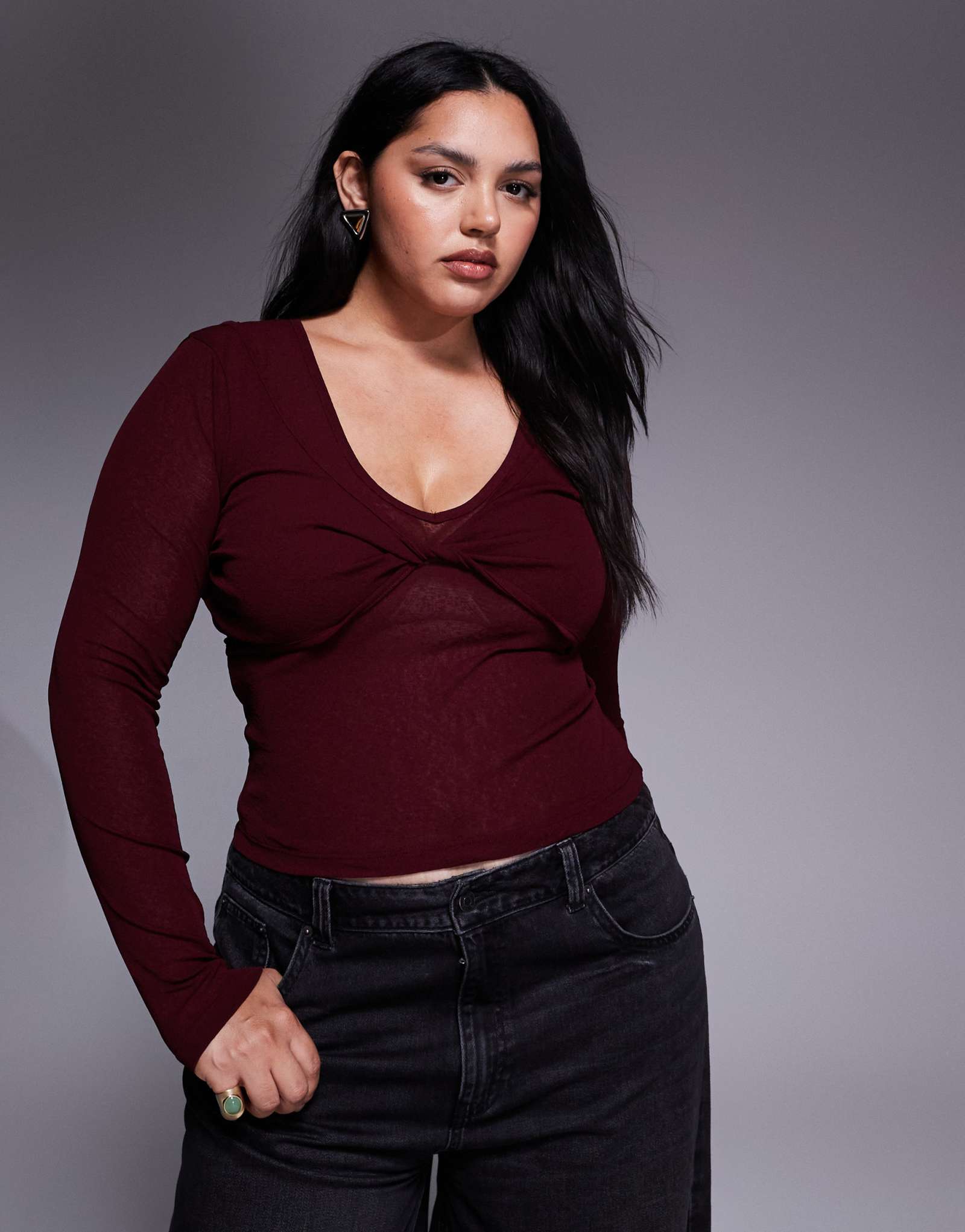 Двухслойный топ с длинными рукавами и округлым вырезом груди от ASOS DESIGN темно-ягодного цвета