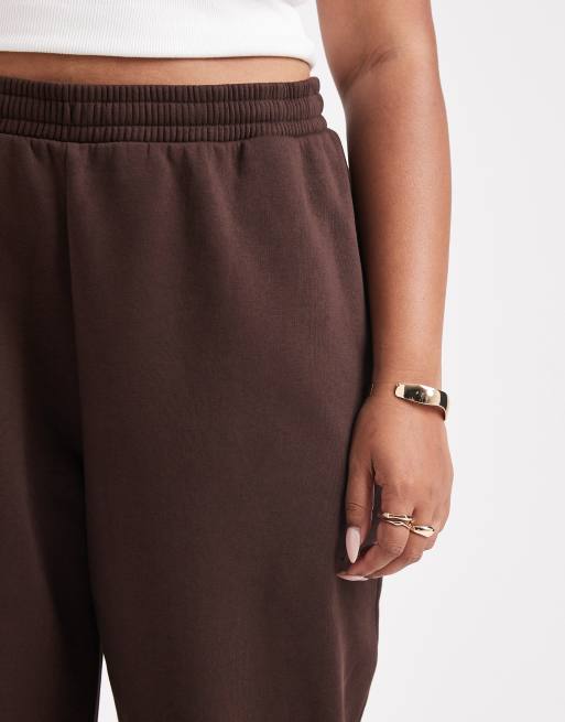 ASOS DESIGN Curve - Ultimate - Brushback joggingbroek met aansluitende boorden in chocoladebruin, 5 van 5