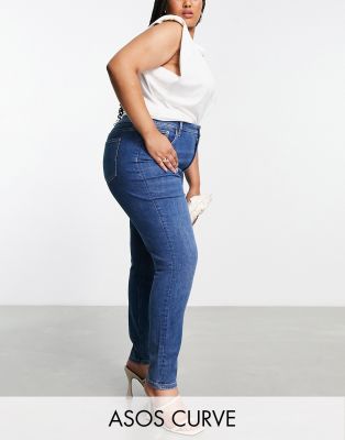ASOS DESIGN Curve – Ultimate – Eng geschnittene Jeans in authentischem Mittelblau