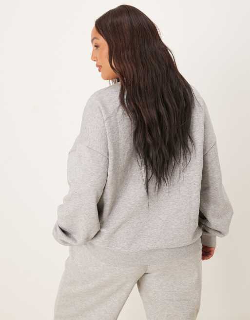 ASOS DESIGN Curve ultimate oversized brushback sweatshirt in grey marl, 3 of 4