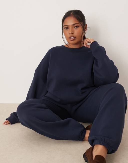 ASOS DESIGN Curve ultimate oversized brushback sweatshirt in navy, 3 of 4
