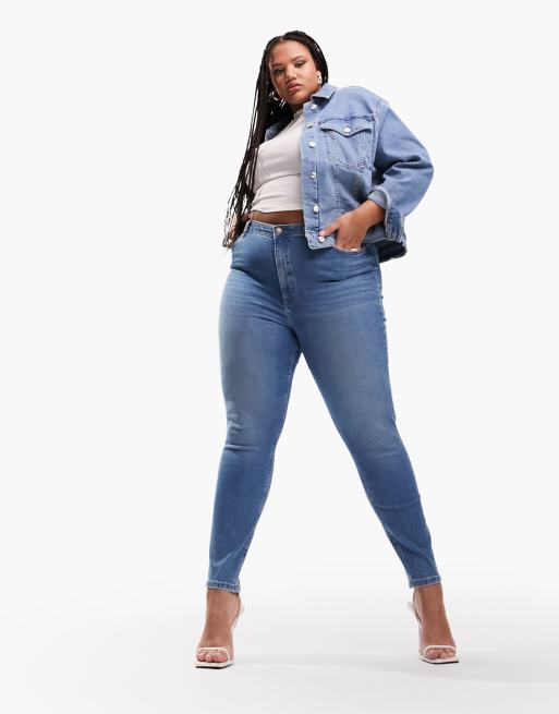 Plus Size Women's Curvy Fit Blue Denim Five Pockets Skinny Jeans