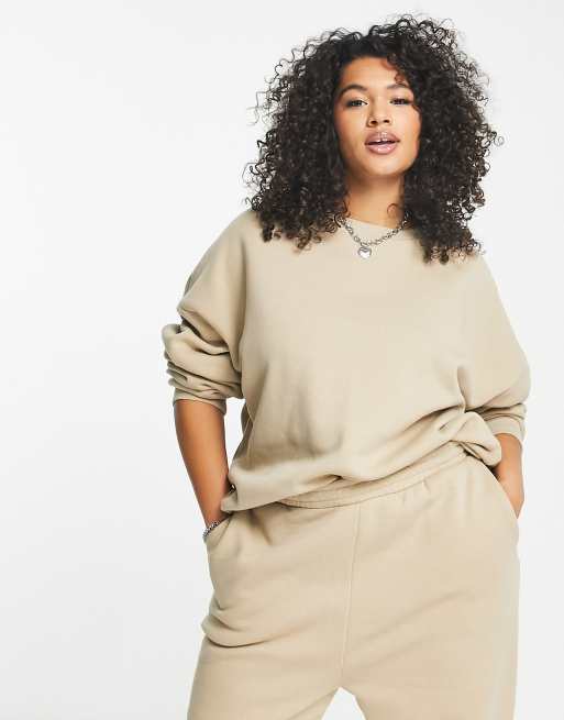 ASOS DESIGN Curve - Ultimate - Trainingspak met sweater en joggingbroek in naturel , 3 van 4
