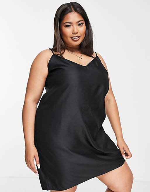 Women Curve v neck mini slip dress in black 