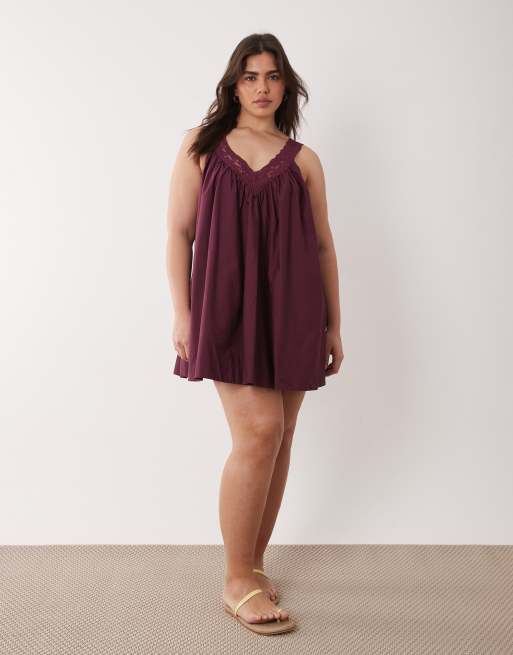ASOS DESIGN Curve v neck smock poplin mini sundress with lace overlay in plum wine , 2 of 4