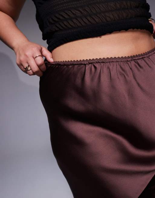 ASOS DESIGN Curve velvet and lace mix satin maxi skirt in chocolate, 5 of 5