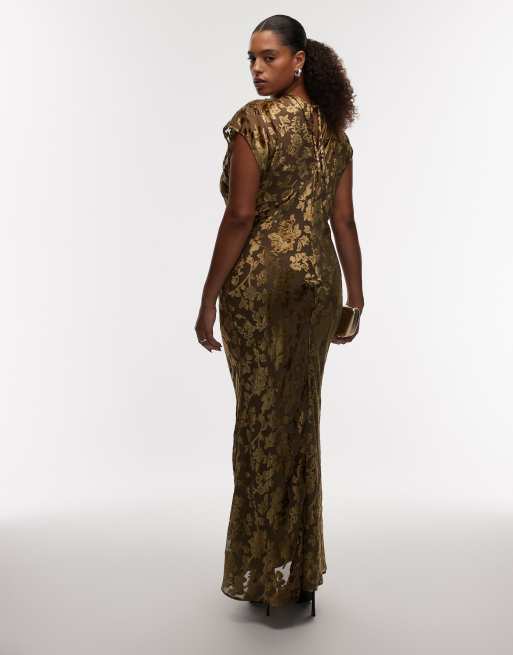 ASOS DESIGN Curve velvet devore crew neck sleeveless maxi dress with tie back in mocha, 3 of 4