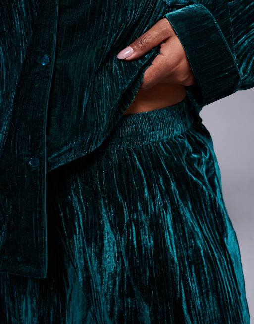 ASOS DESIGN Curve velvet texture pajama set in emerald green