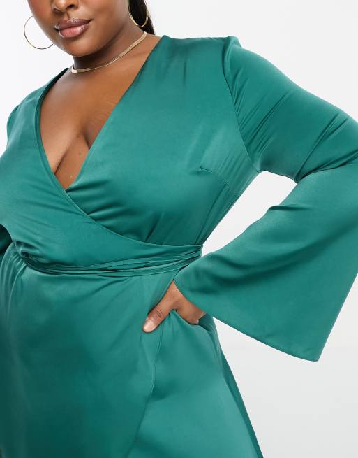 ASOS DESIGN Curve Vestito a portafoglio in raso verde azzurro allacciato in vita con taglio sbieco ASOS