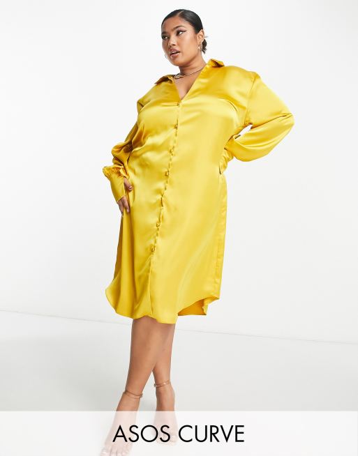 ASOS DESIGN Curve - Vestito camicia midi extra largo in raso oro con scollo profondo