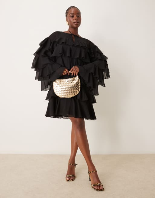 ASOS DESIGN Curve - Vestito corto a maniche lunghe in chiffon nero con balze e volant, 2 di 4